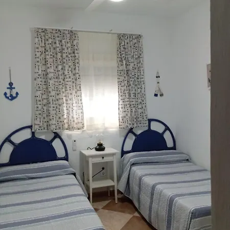 Casa La Vina- Alquiler Familias Y Parejas بيت للعطل